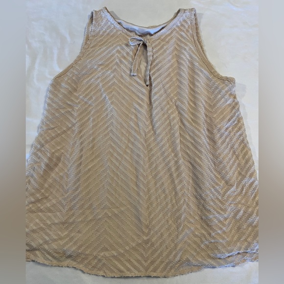 M Maurices Tan Khaki Tank Top Short Nlouse Chiffon Summer Spring Medium Womens - Picture 1 of 9